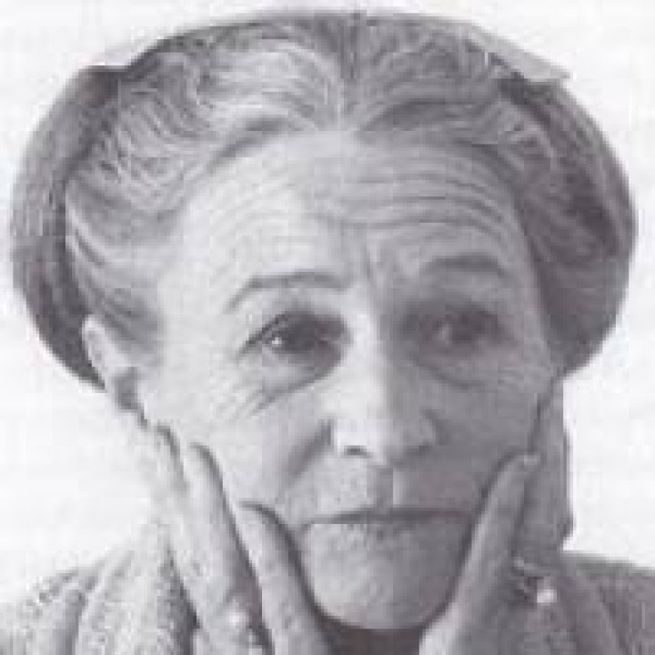 Dulcie Howes